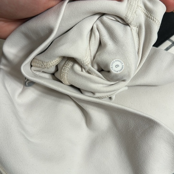 Full Length Leggings - Picture 3 of 3